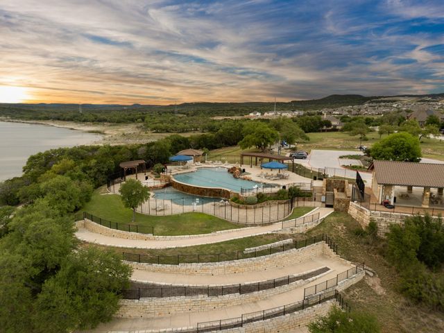 8009 Copper Prairie BND, Lago Vista, TX 78645
