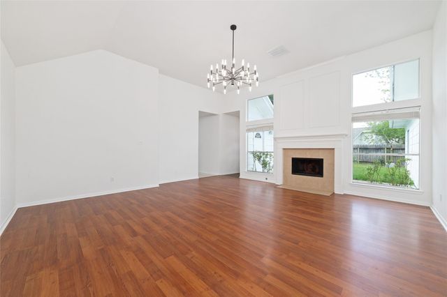 4211 Torrey Creek Lane, Houston, TX 77014