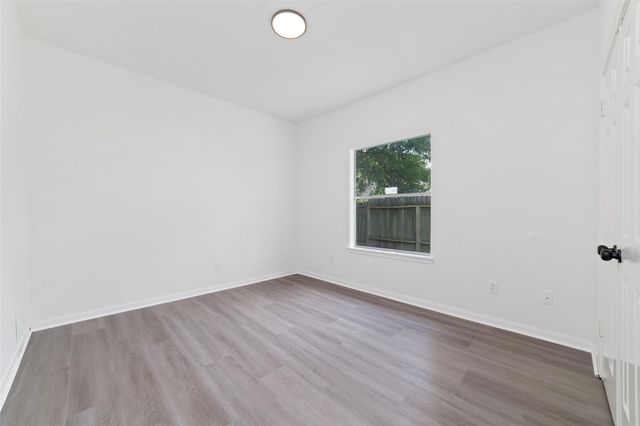 4211 Torrey Creek Lane, Houston, TX 77014