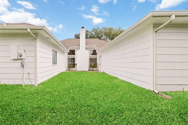 4211 Torrey Creek Lane, Houston, TX 77014