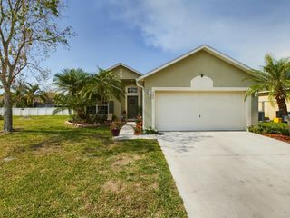 527 SE 38th Avenue, Okeechobee, FL 34974