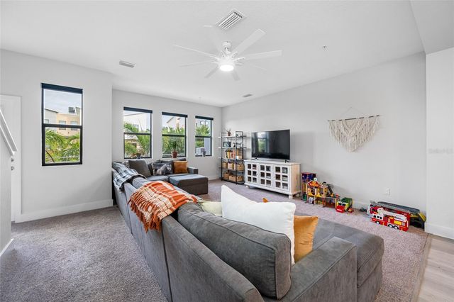 1171 25TH LANE N, St Petersburg, FL 33713