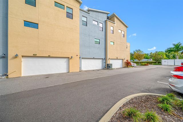 1171 25TH LANE N, St Petersburg, FL 33713