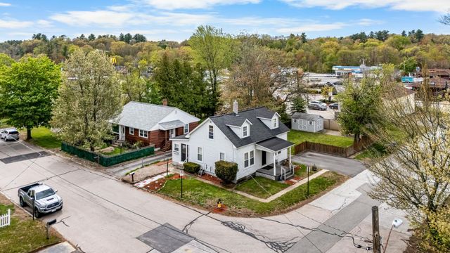 4 Master Street, Manchester, NH 03102