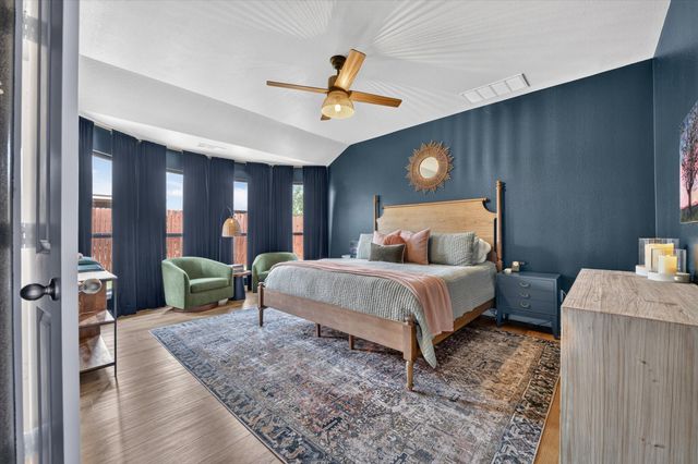 424 Foxcraft Drive, Fort Worth, TX 76131