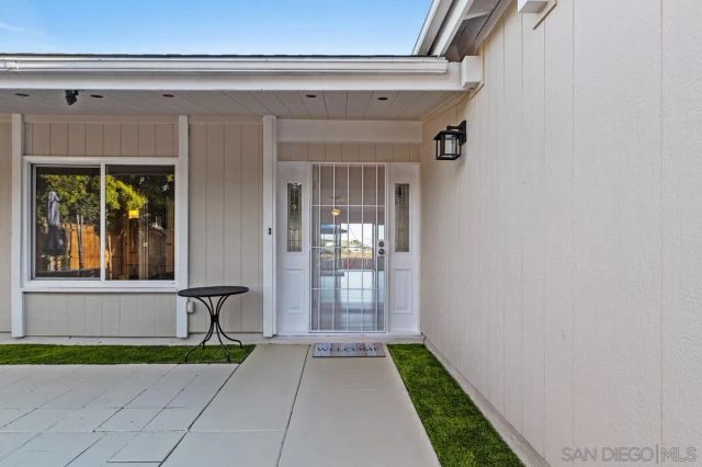 3197 Wayne Ln, San Diego, CA 92117