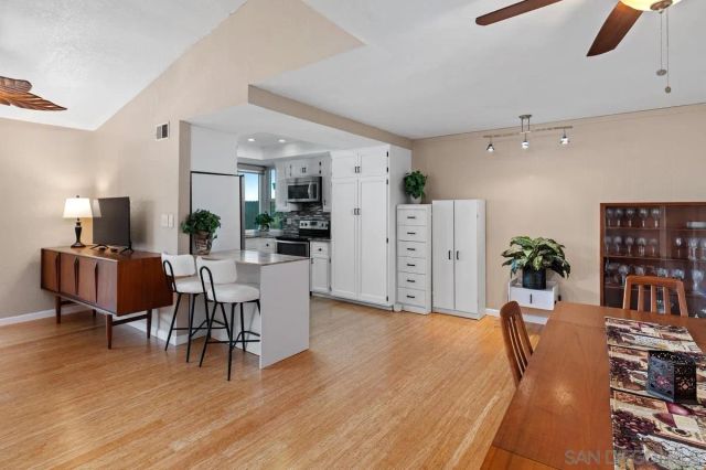 3197 Wayne Ln, San Diego, CA 92117