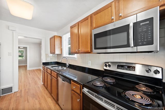 1423 S University Boulevard, Denver, CO 80210