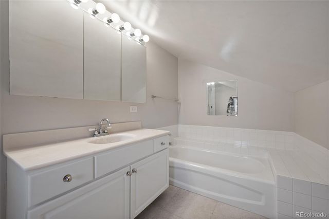 1423 S University Boulevard, Denver, CO 80210