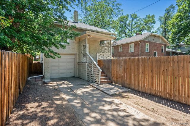 1423 S University Boulevard, Denver, CO 80210