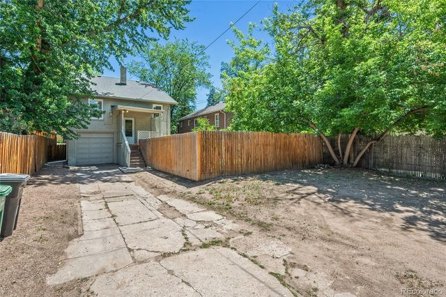 1423 S University Boulevard, Denver, CO 80210