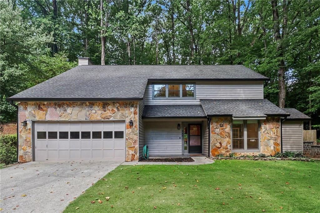 445 Taberwood Way, Roswell, GA 30076