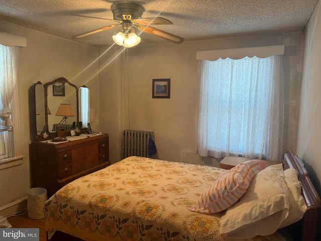 2860 SELLERS ST, Philadelphia, PA 19137