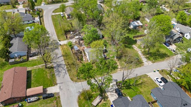 429 E Mulberry, Rogers, AR 72756