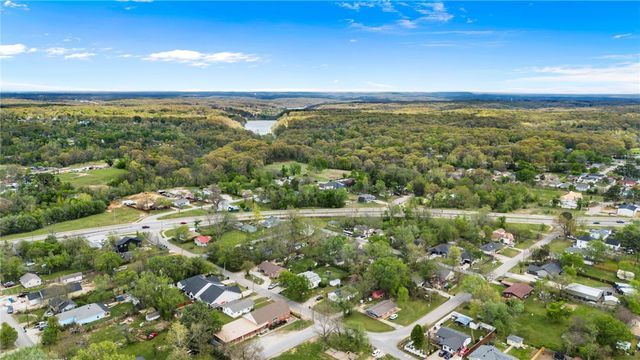 429 E Mulberry, Rogers, AR 72756