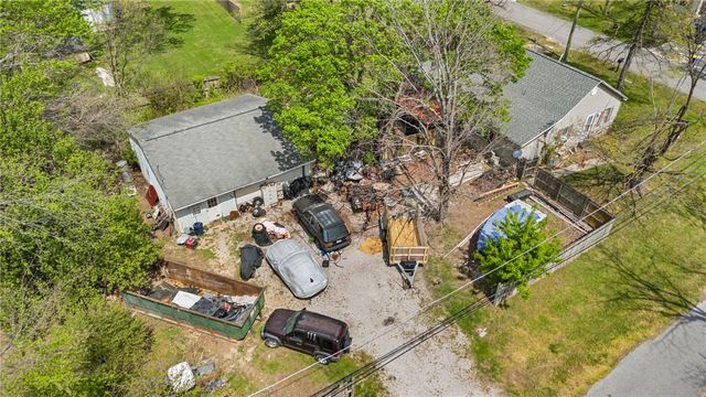429 E Mulberry, Rogers, AR 72756