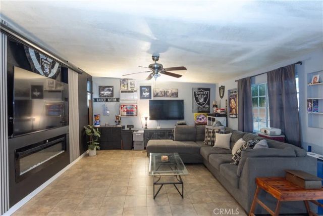 7412 Lindsey Ave., Pico Rivera, CA 90660