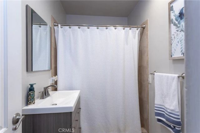 7412 Lindsey Ave., Pico Rivera, CA 90660