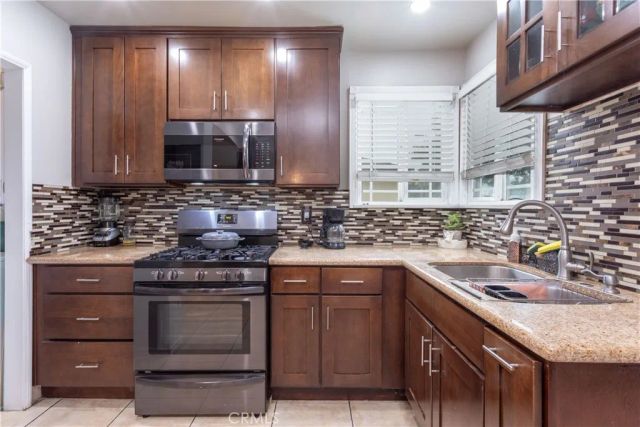 7412 Lindsey Ave., Pico Rivera, CA 90660