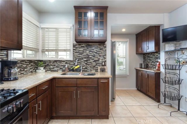 7412 Lindsey Ave., Pico Rivera, CA 90660