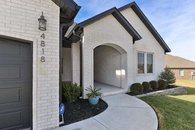 4818 E Silverado Road, Springfield, MO 65802