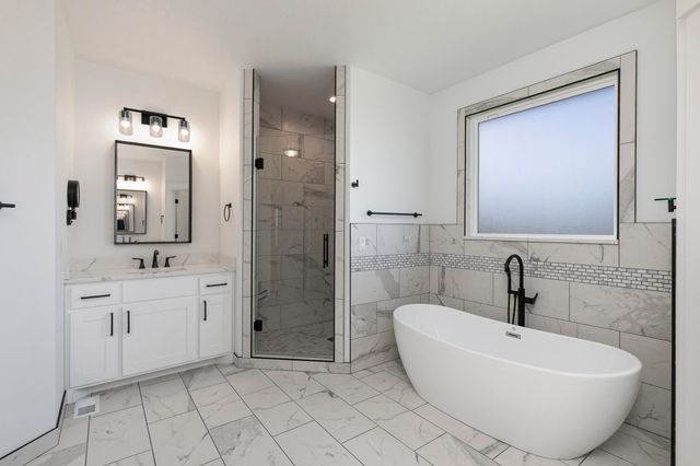 4818 E Silverado Road, Springfield, MO 65802