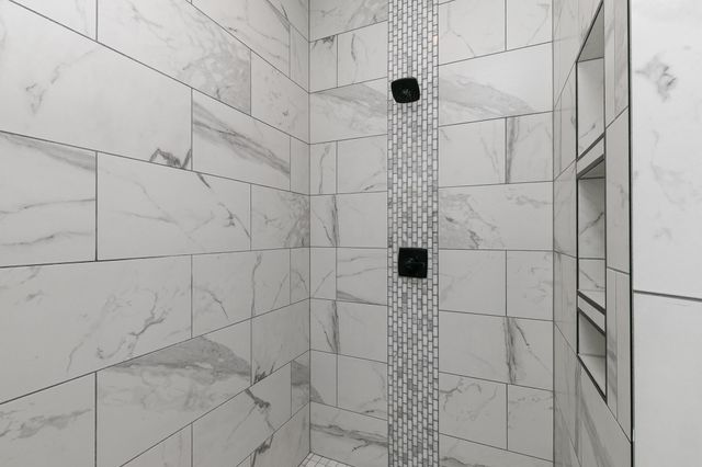 4818 E Silverado Road, Springfield, MO 65802