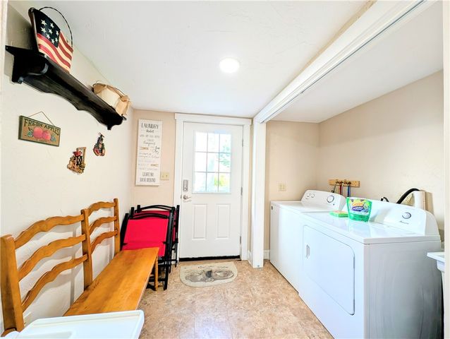 123 W Loyalhanna St, Ligonier Boro, PA 15658