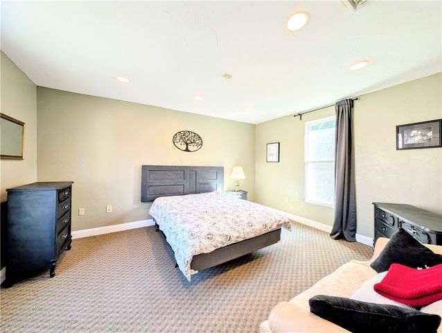 123 W Loyalhanna St, Ligonier Boro, PA 15658