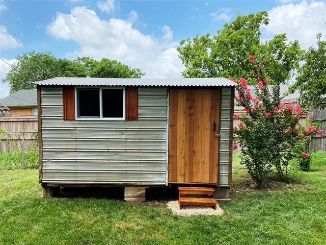 1928 Devonshire Drive, Garland, TX 75041
