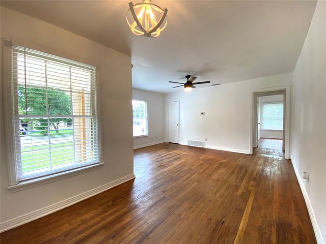 1928 Devonshire Drive, Garland, TX 75041