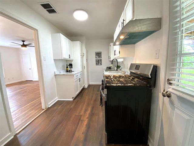1928 Devonshire Drive, Garland, TX 75041