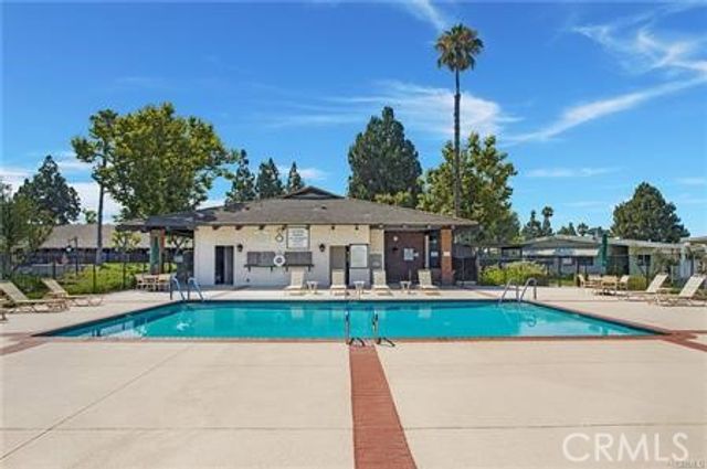 24001 Muirlands 352, Lake Forest (el Toro), CA 92630