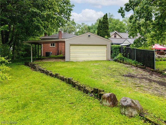 84 Pfeiffer Avenue, Akron, OH 44312