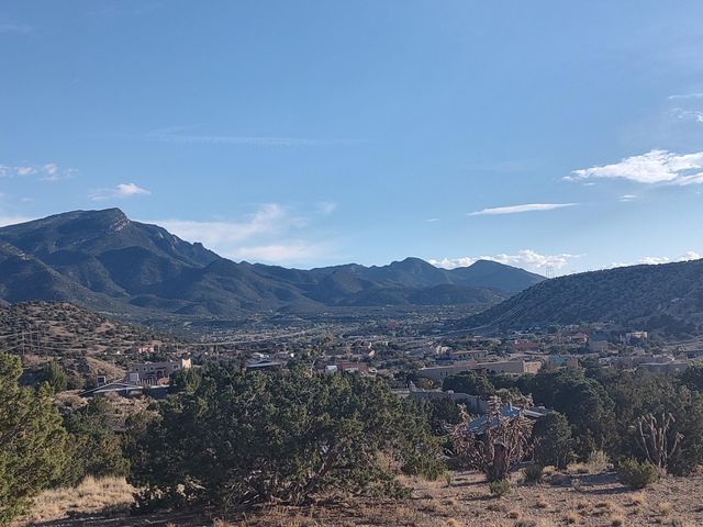 Las Brisas Loop, Placitas, NM 87043