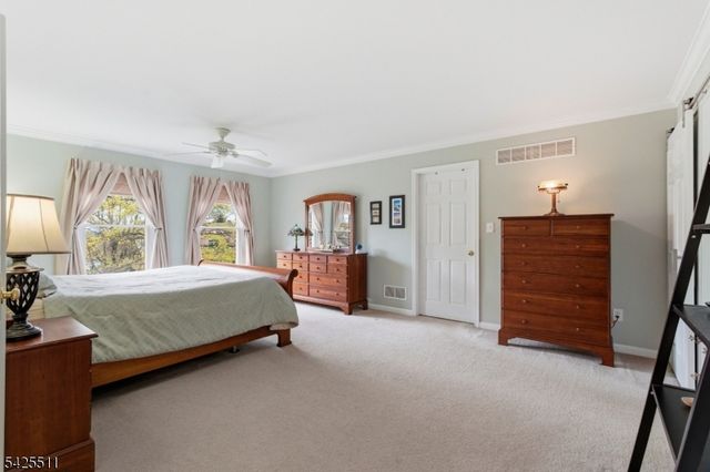 11 Wyckoff Dr, Union Twp., NJ 08867