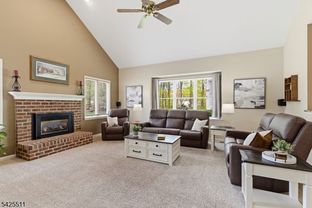 11 Wyckoff Dr, Union Twp., NJ 08867