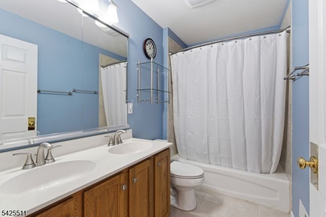 11 Wyckoff Dr, Union Twp., NJ 08867