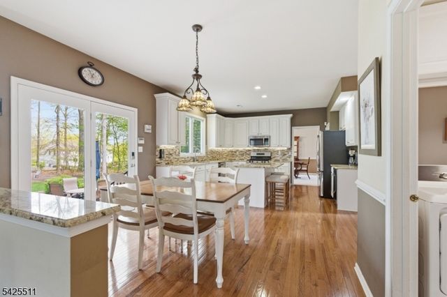 11 Wyckoff Dr, Union Twp., NJ 08867