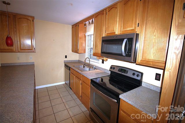 203 Ratchford Farm Road, Gastonia, NC 28056