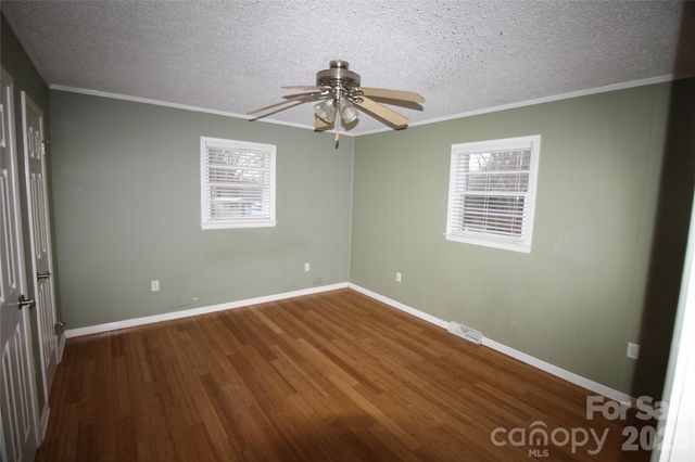 203 Ratchford Farm Road, Gastonia, NC 28056