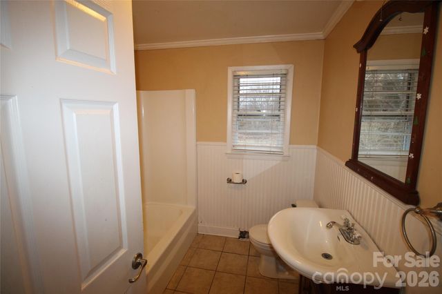 203 Ratchford Farm Road, Gastonia, NC 28056