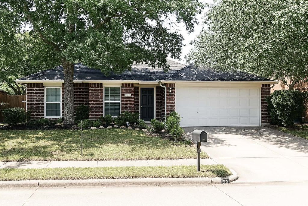 2519 Meadowview Drive, Corinth, TX 76210