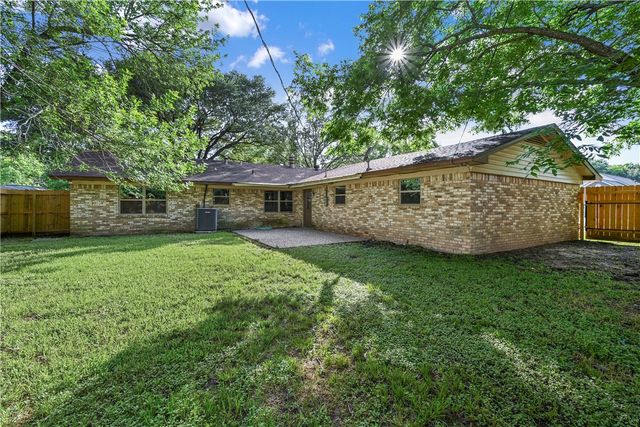 812 Victoria Street, Navasota, TX 77868