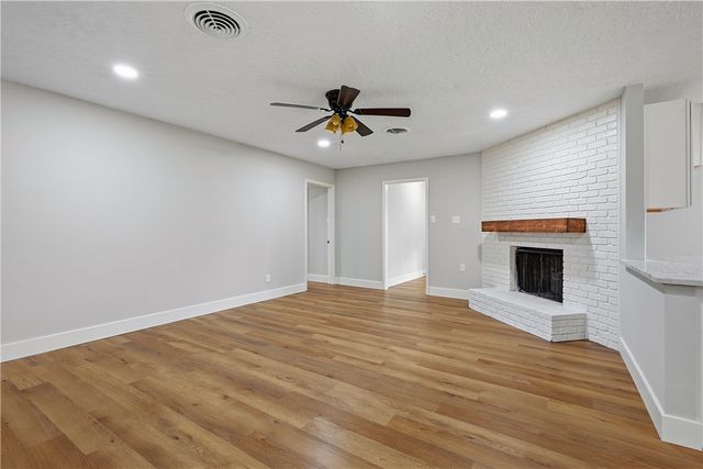 812 Victoria Street, Navasota, TX 77868