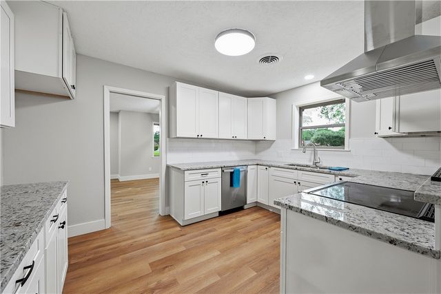 812 Victoria Street, Navasota, TX 77868