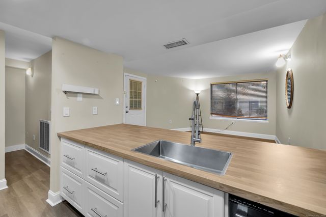 1 Front Street 113, New Haven, CT 06513