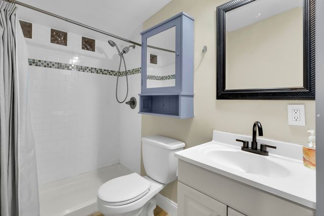 1 Front Street 113, New Haven, CT 06513