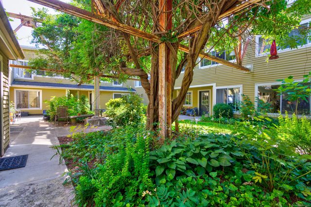 1 Front Street 113, New Haven, CT 06513