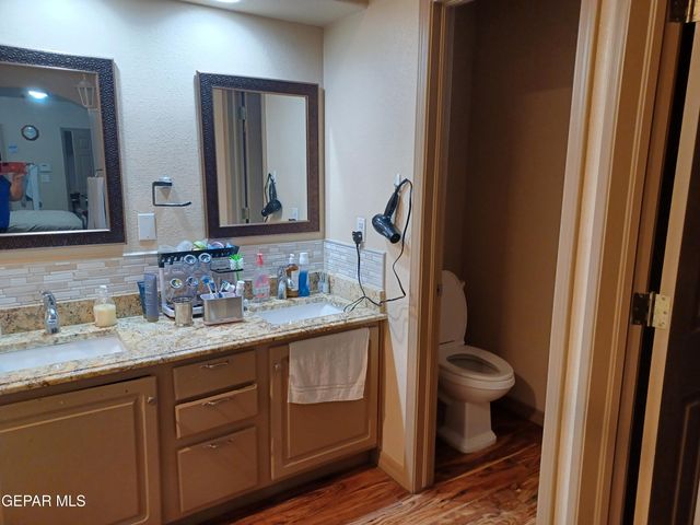 2113 SUN COUNTRY Drive, El Paso, TX 79938